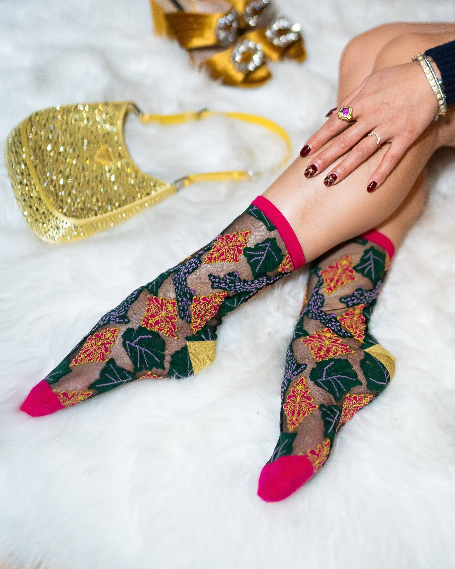 Brocade Jaguar Black Sheer Crew Sock