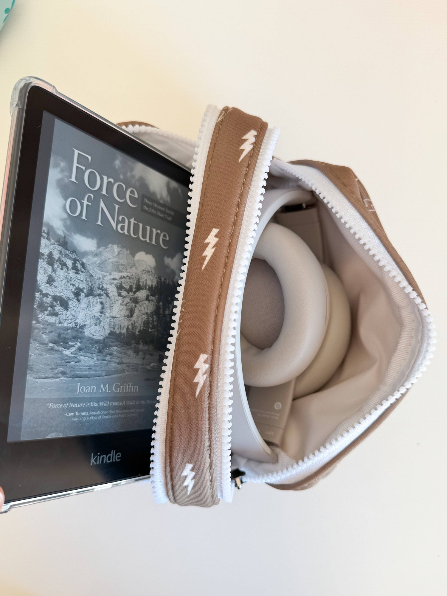 Neoprene Pouch in Yin-Yang